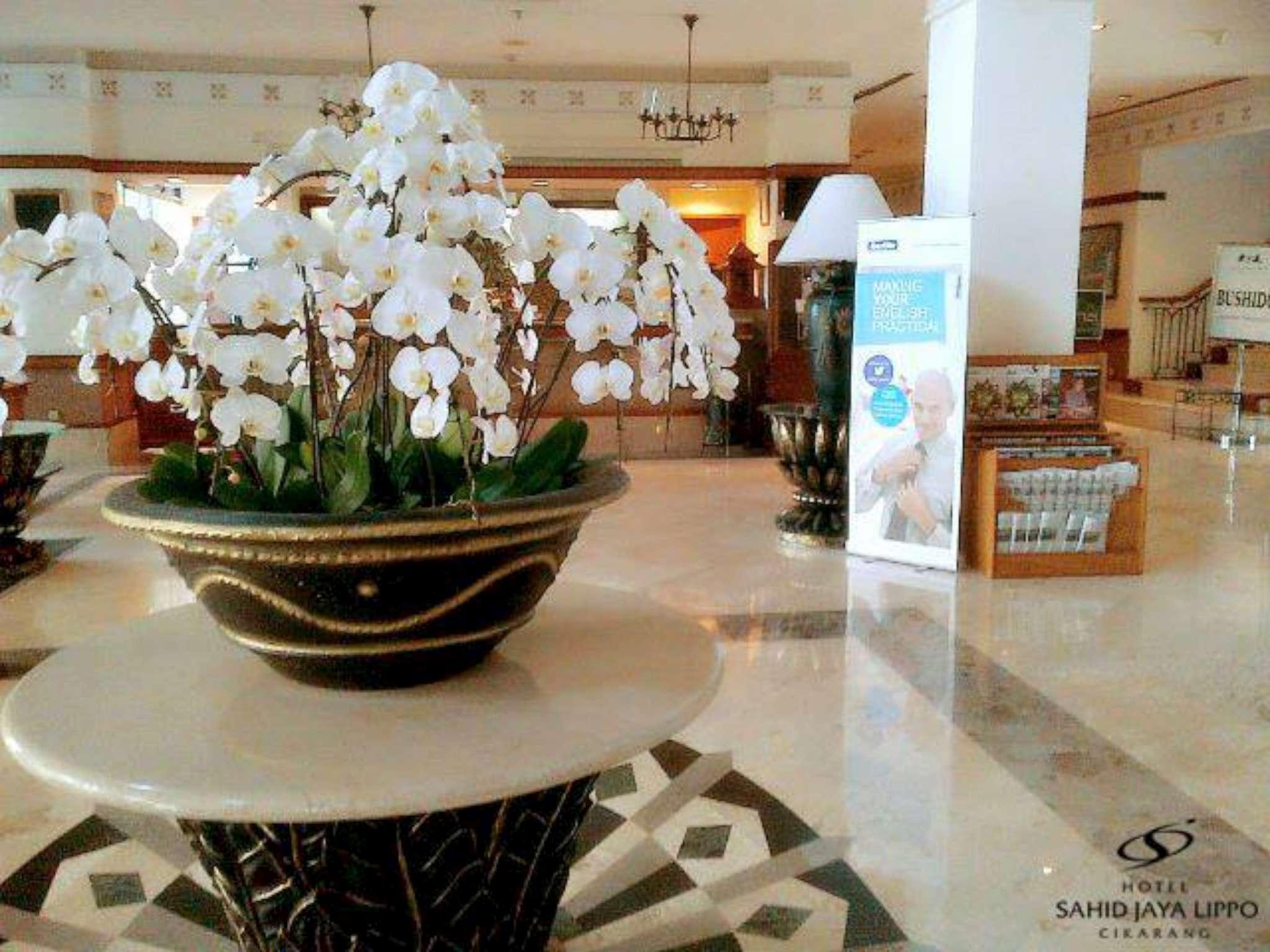 Hotel Sahid Jaya Lippo Cikarang Zewnętrze zdjęcie