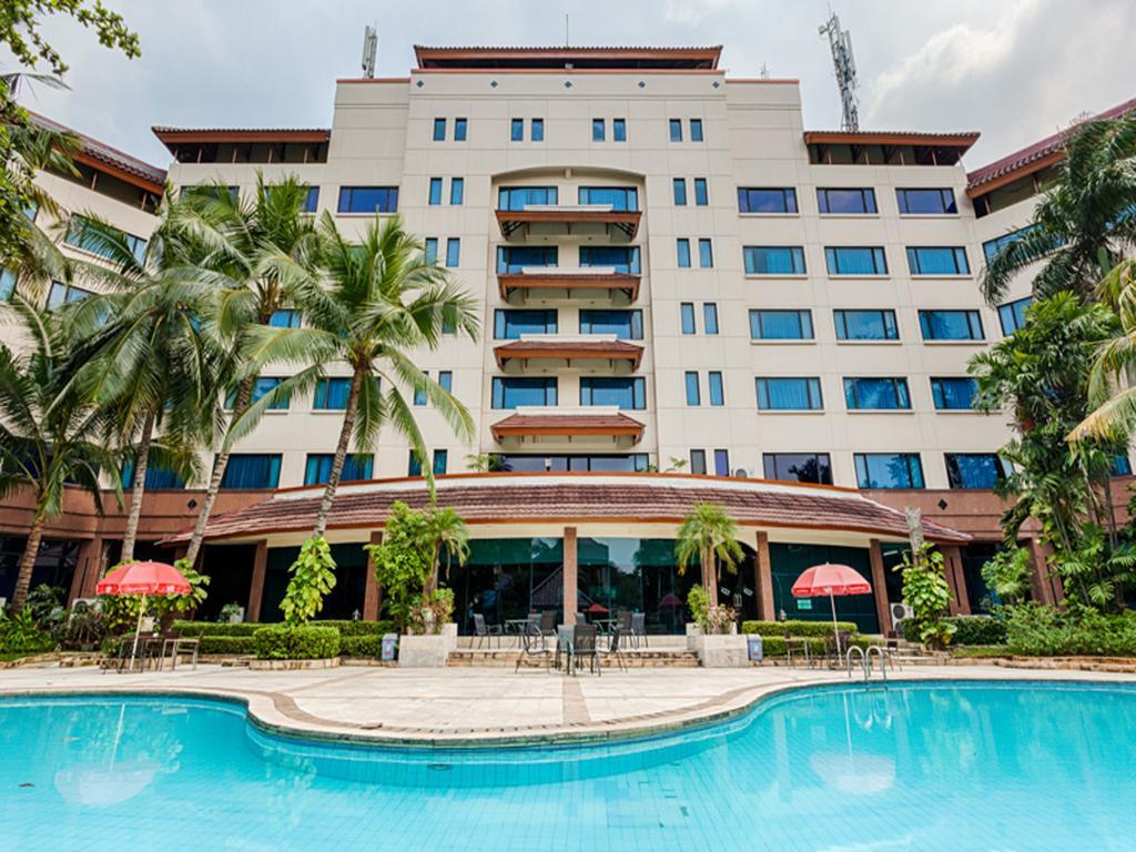 Hotel Sahid Jaya Lippo Cikarang Zewnętrze zdjęcie